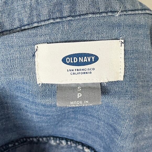 Old Navy Women's Chambray Button Up Shirt S Blue Long Sleeve 100% Cotton Classic - Picture 6 of 9